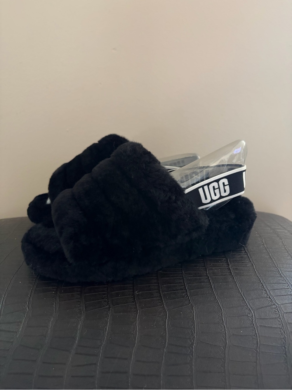UGG women Black Fuzzy Slingback Slides
